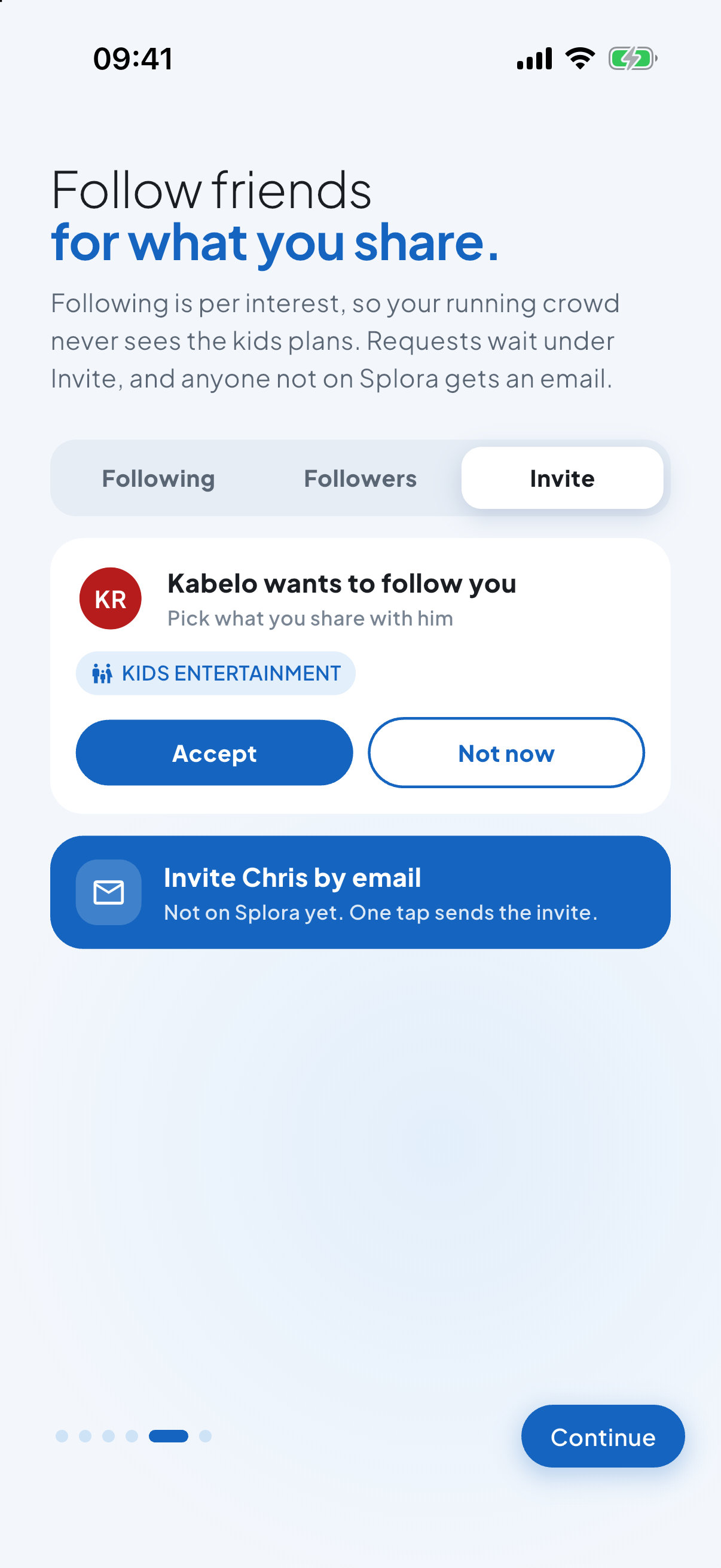 Splora Follow friends, the Invite pane
